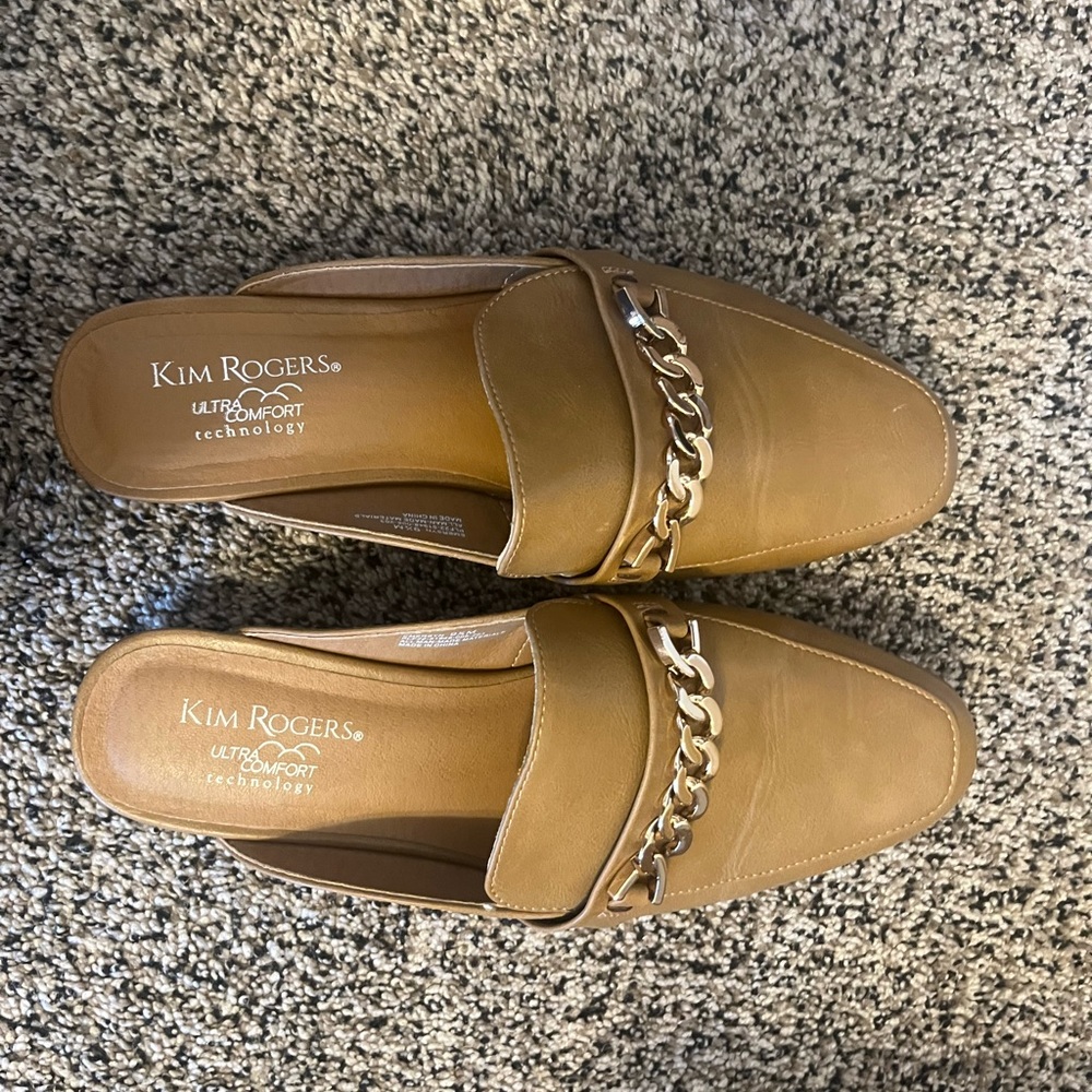 Flat Mule with Gold Ascent